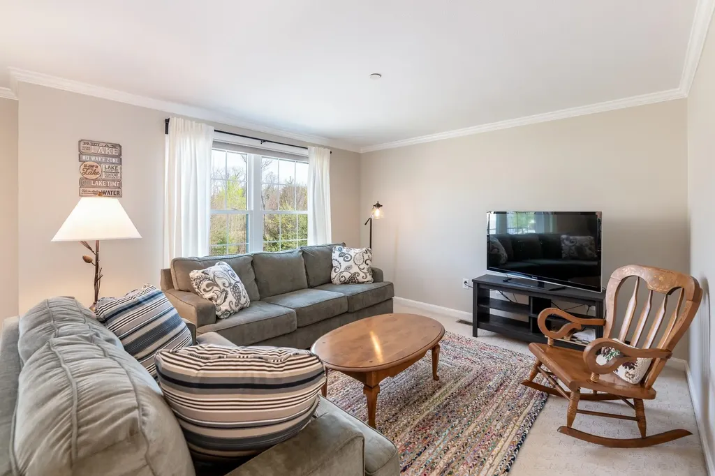 12 Village Drive Meredith NH 03253