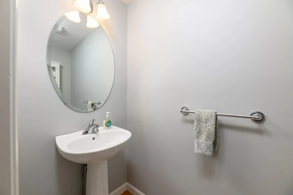 12 Village Drive Meredith NH 03253