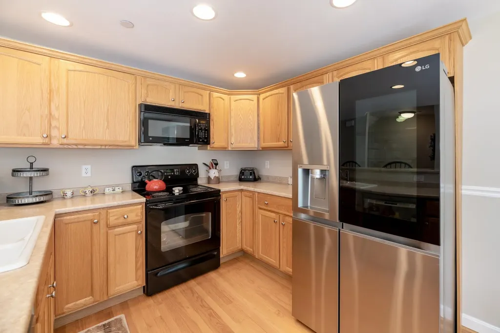 12 Village Drive Meredith NH 03253