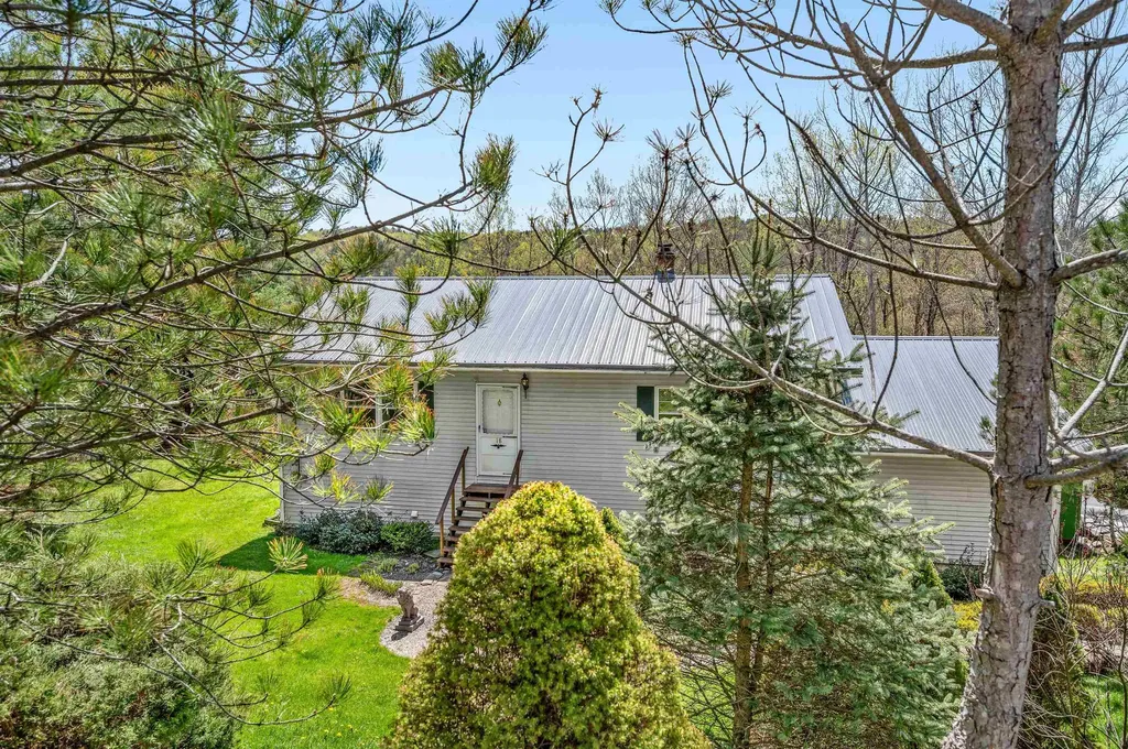 18 Velie Avenue Barre Town VT 05641