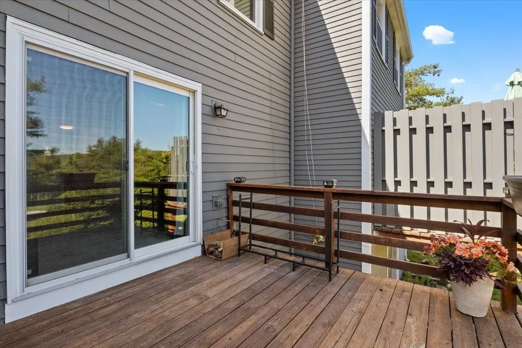 5 Aspen Lane Merrimack NH 03054