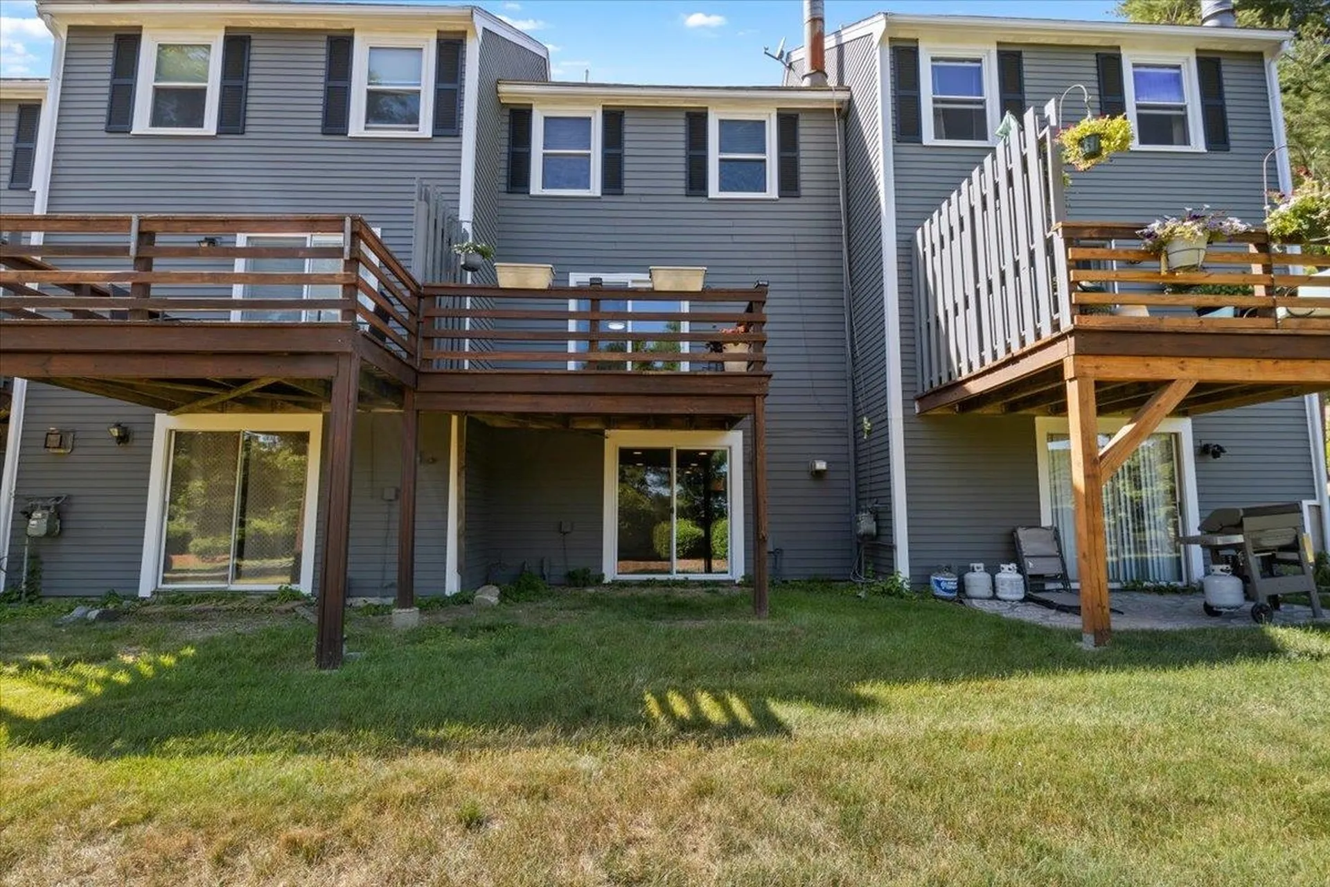 5 Aspen Lane Merrimack NH 03054