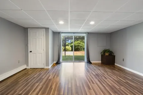 5 Aspen Lane Merrimack NH 03054