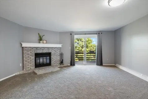 5 Aspen Lane Merrimack NH 03054