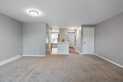 5 Aspen Lane Merrimack NH 03054