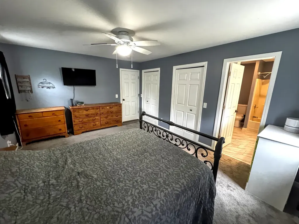 131 Pine Circle Bennington VT 05201