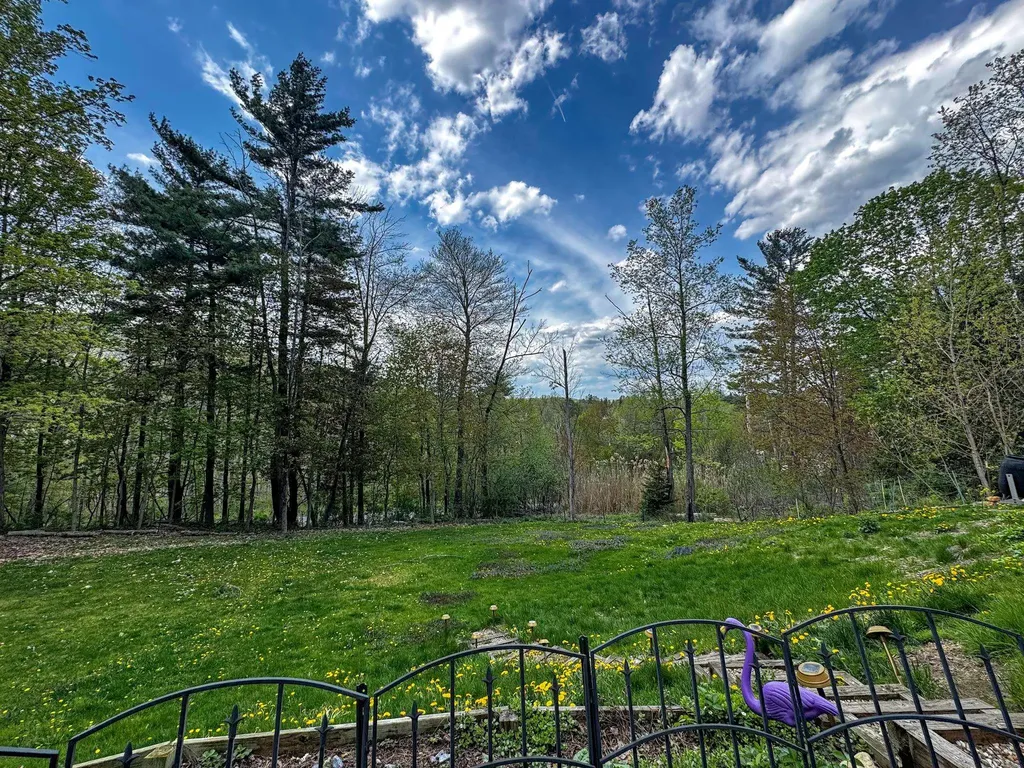 131 Pine Circle Bennington VT 05201