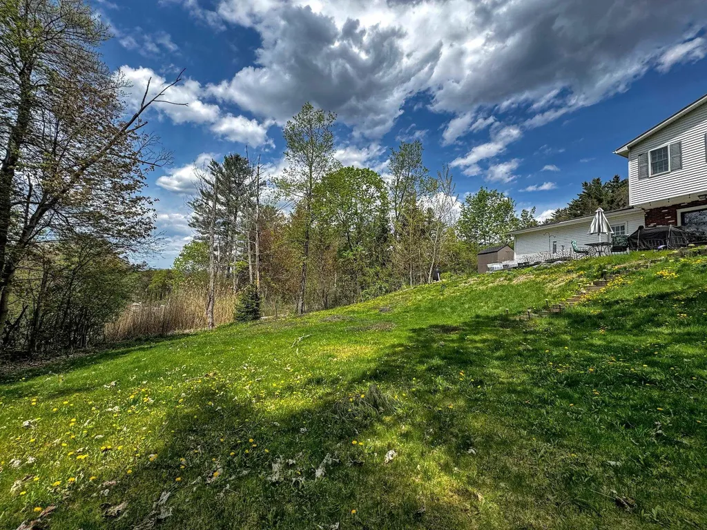 131 Pine Circle Bennington VT 05201