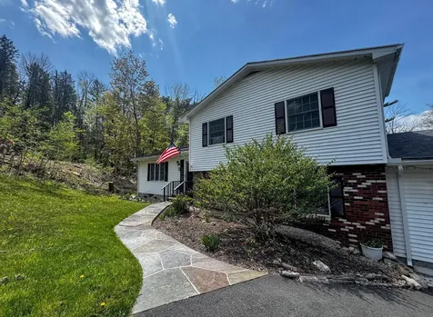 131 Pine Circle Bennington VT 05201