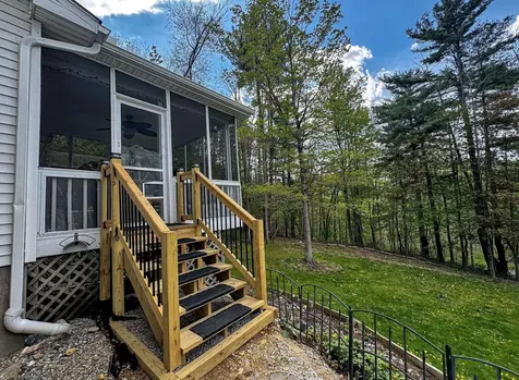 131 Pine Circle Bennington VT 05201