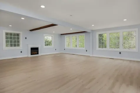 75 E. Wheelock Street Hanover NH 03755