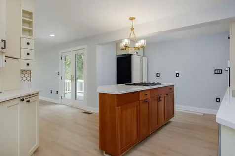 75 E. Wheelock Street Hanover NH 03755