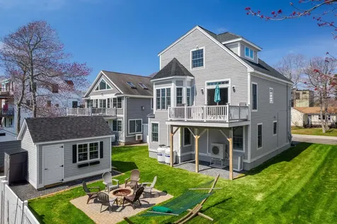 158 South Tibbetts Avenue Wells ME 04090