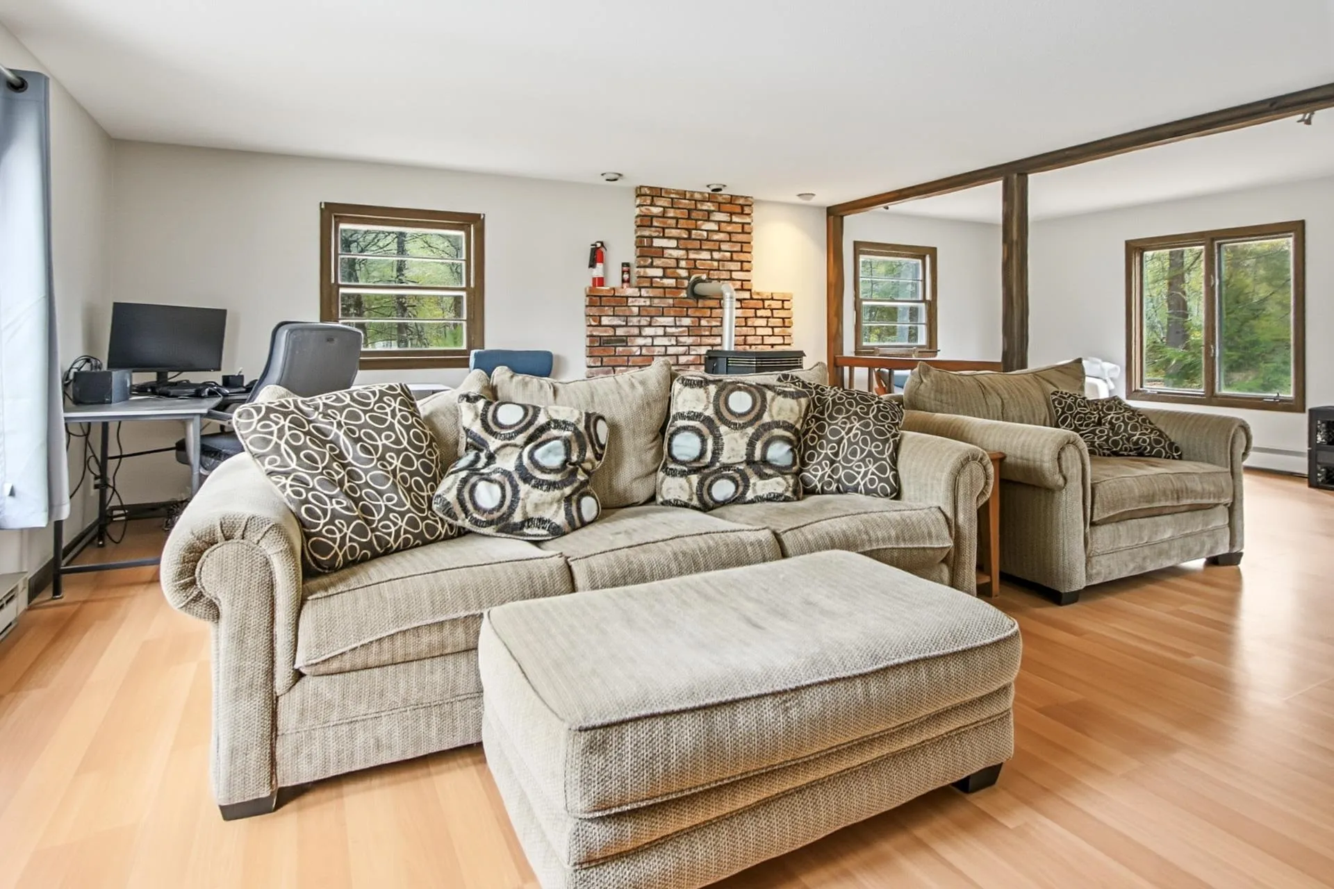 15 Lincoln Street Pelham NH 03076