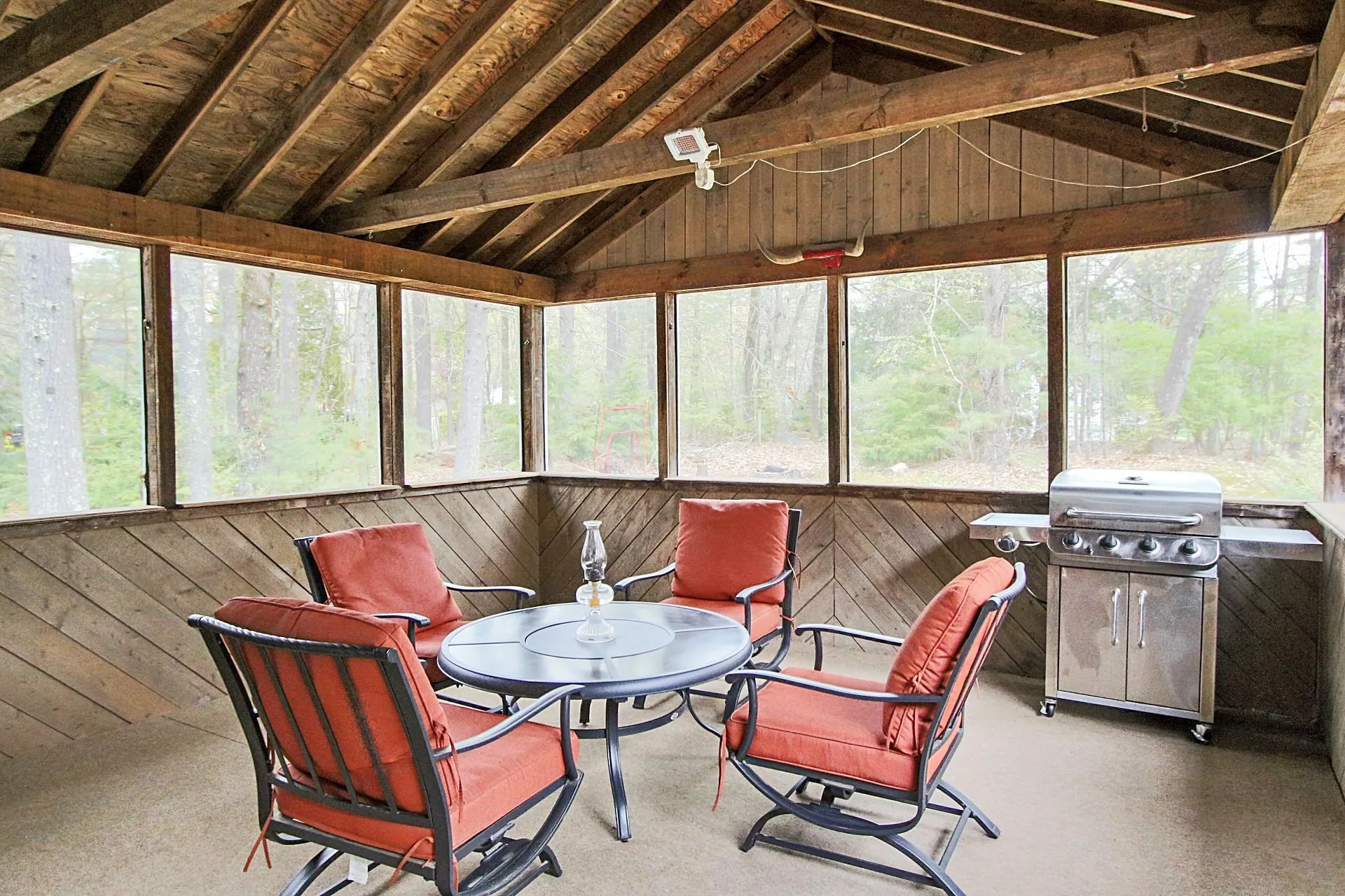 15 Lincoln Street Pelham NH 03076