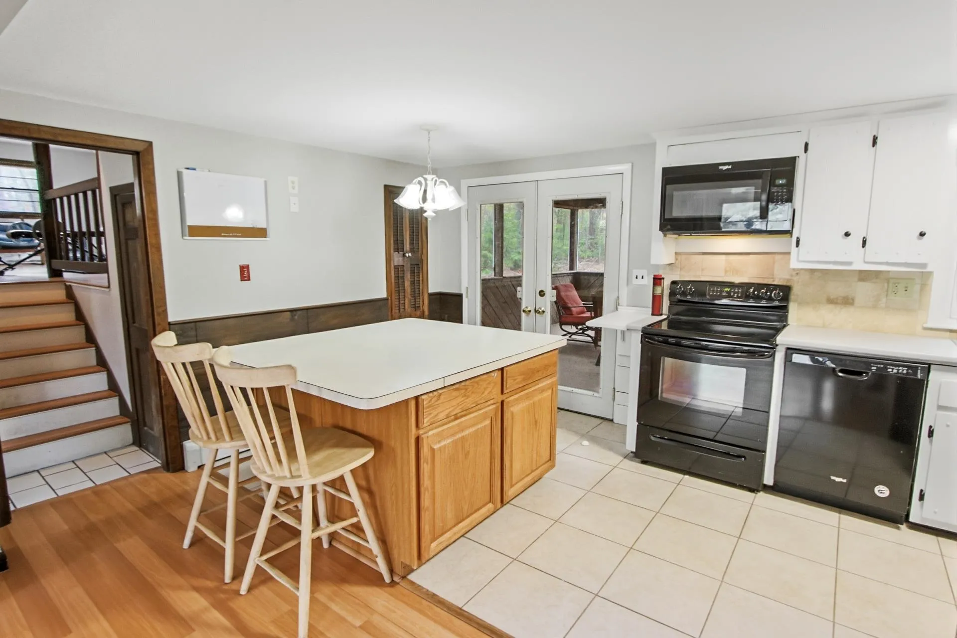 15 Lincoln Street Pelham NH 03076