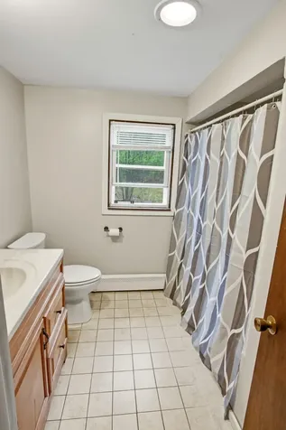 15 Lincoln Street Pelham NH 03076