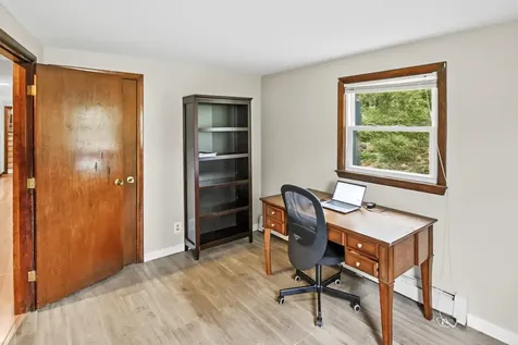 15 Lincoln Street Pelham NH 03076