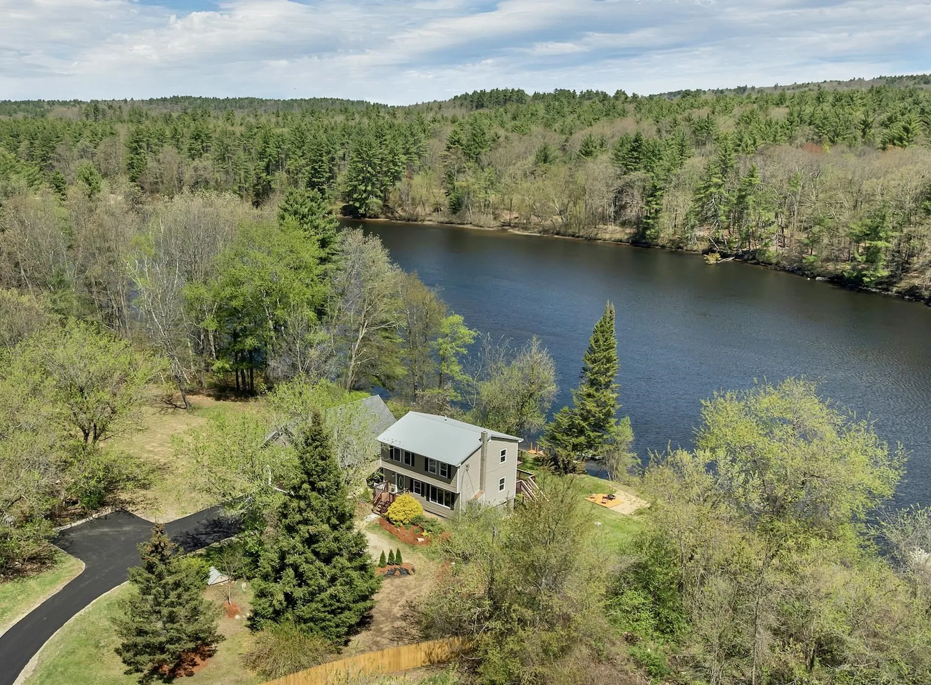 13 Ferry Road Bow NH 03304