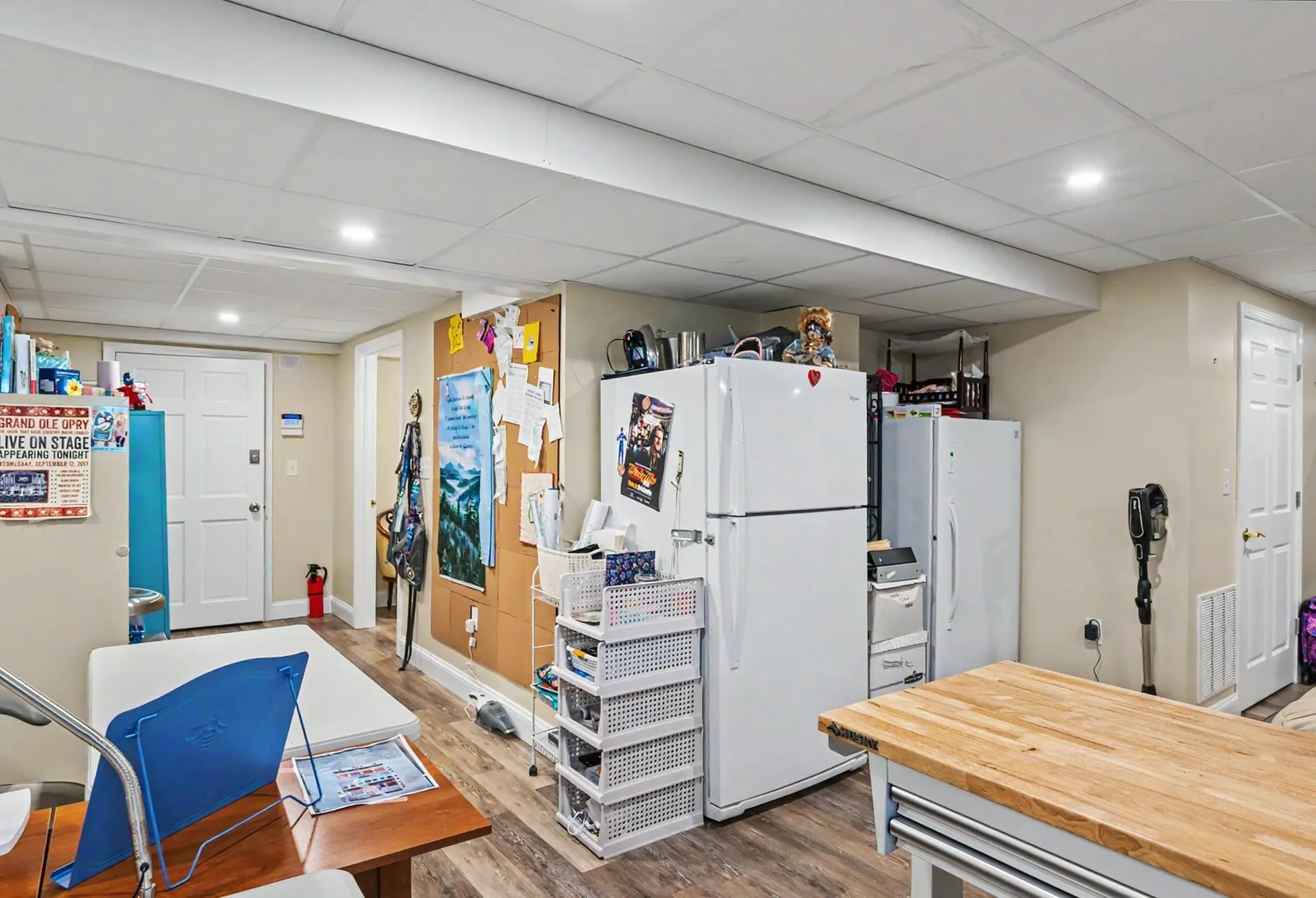 16 Nevins Drive Londonderry NH 03053