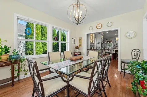 16 Nevins Drive Londonderry NH 03053