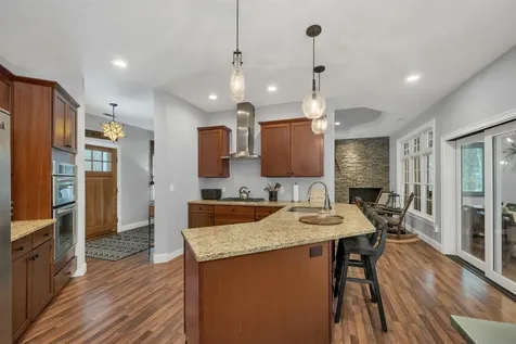 41 Regis Road Laconia NH 03246