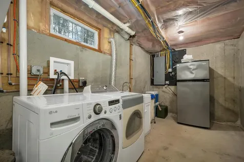 41 Regis Road Laconia NH 03246