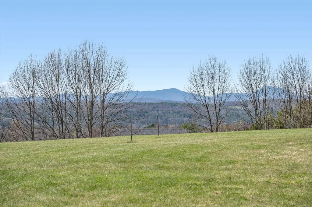 00 Buena Vista Circle Barre Town VT 05641