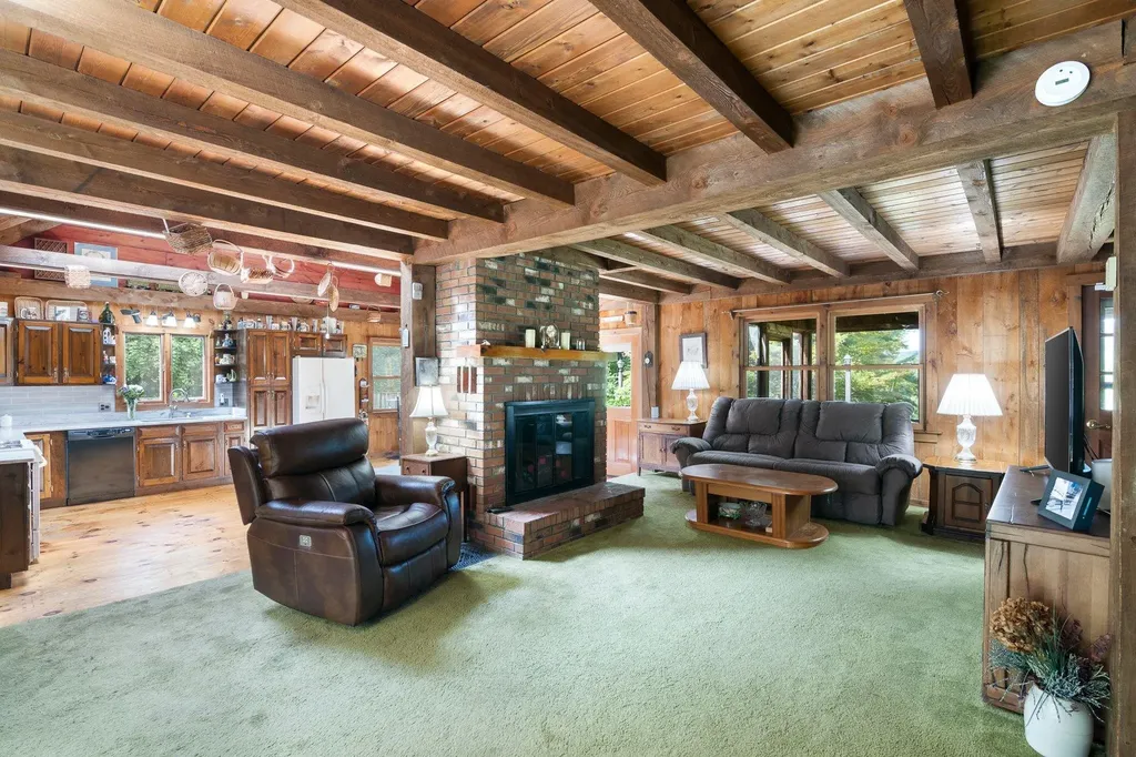49 Oles Drive Guilford VT 05301