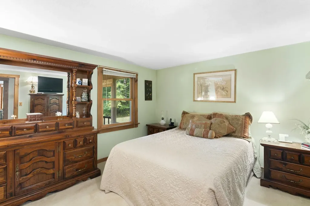 49 Oles Drive Guilford VT 05301