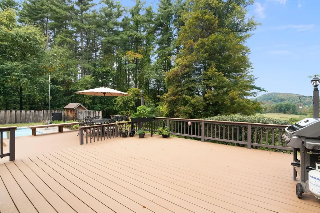 49 Oles Drive Guilford VT 05301