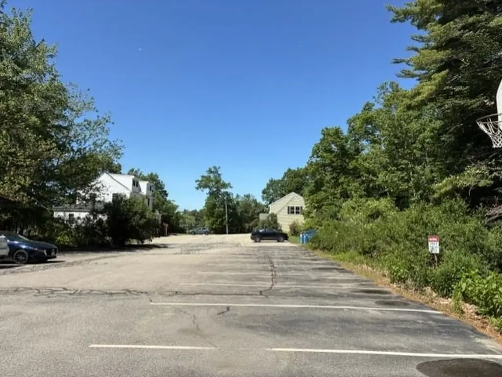 275-279 Mast Road Durham NH 03824