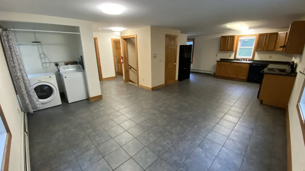 275-279 Mast Road Durham NH 03824