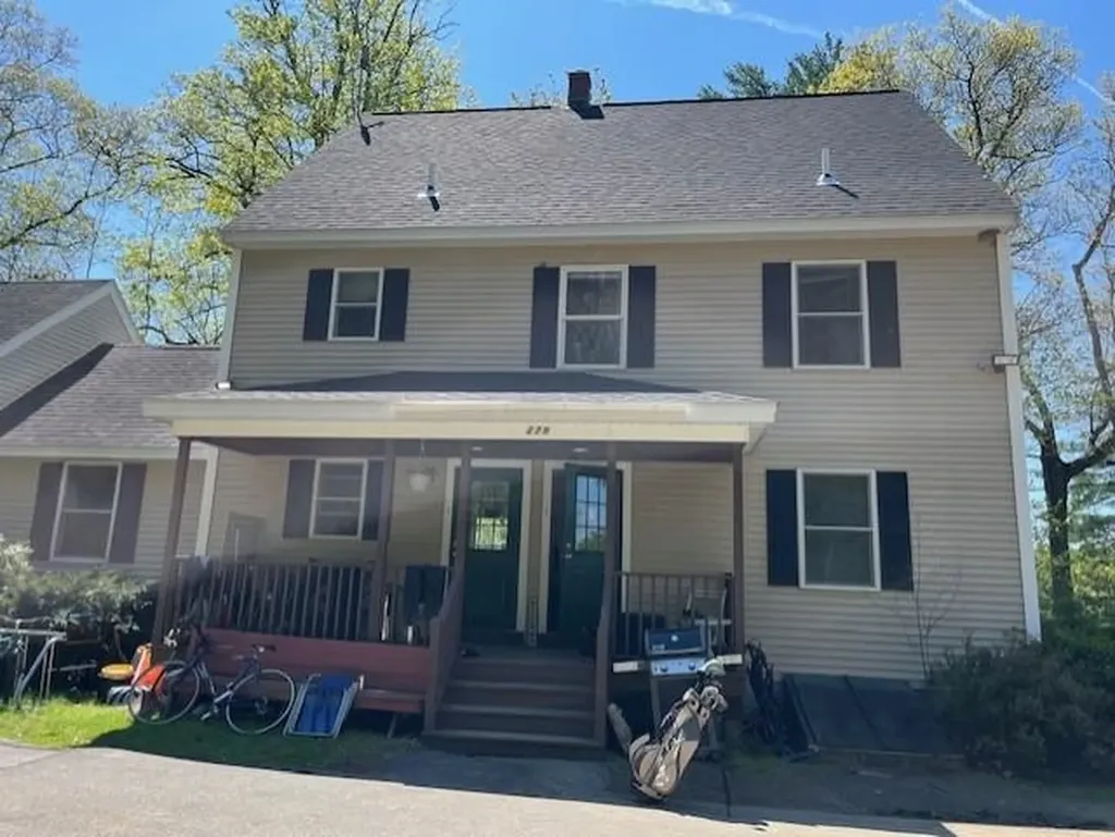 275-279 Mast Road Durham NH 03824