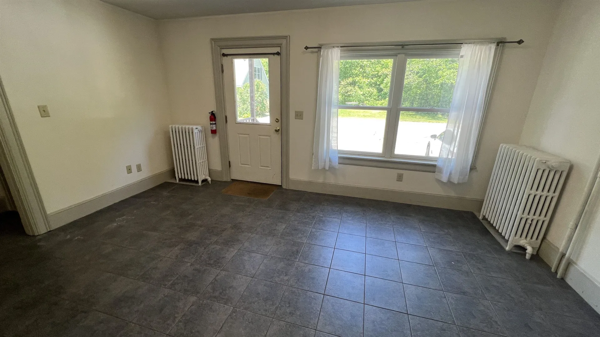275-279 Mast Road Durham NH 03824