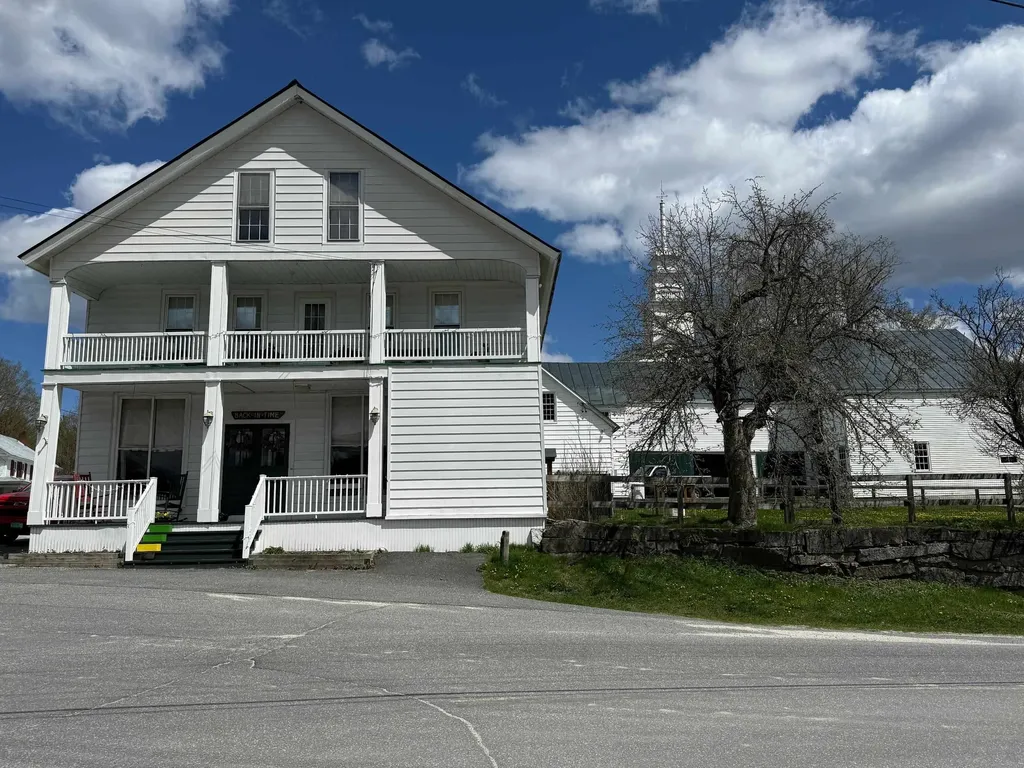 374 Corinth-topsham Road Topsham VT 05076