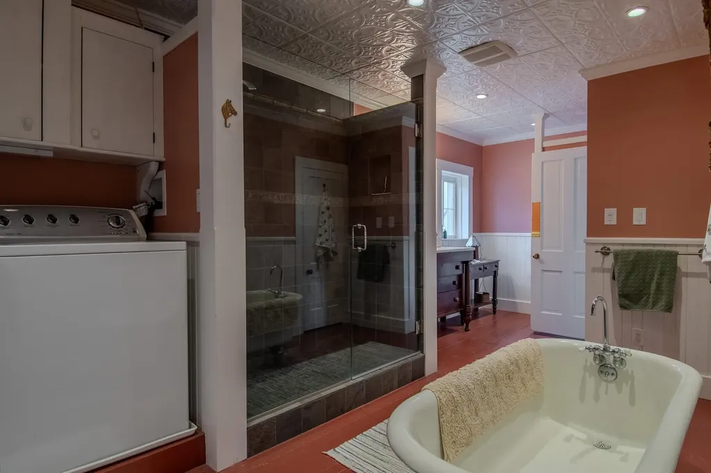 374 Corinth-topsham Road Topsham VT 05076