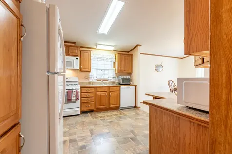 40 Ivy Lane Farmington NH 03835