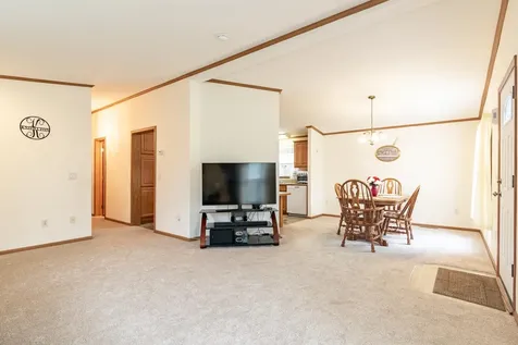 40 Ivy Lane Farmington NH 03835
