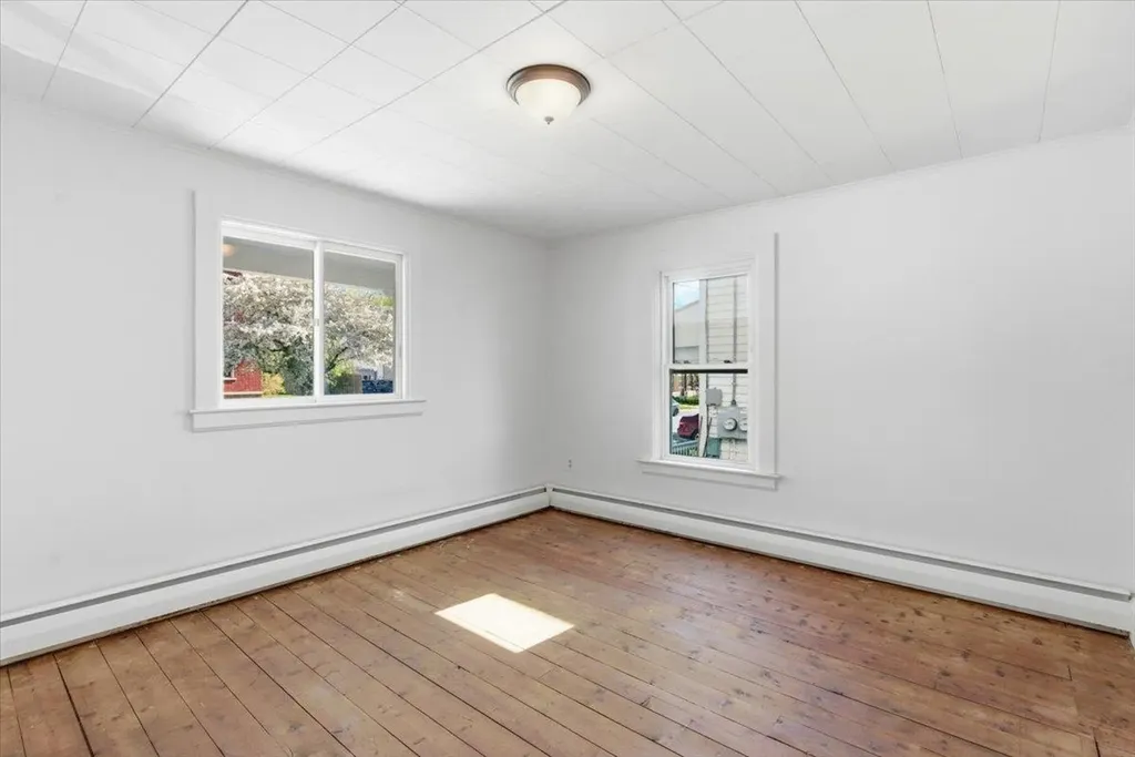 8 West Street Bennington VT 05257