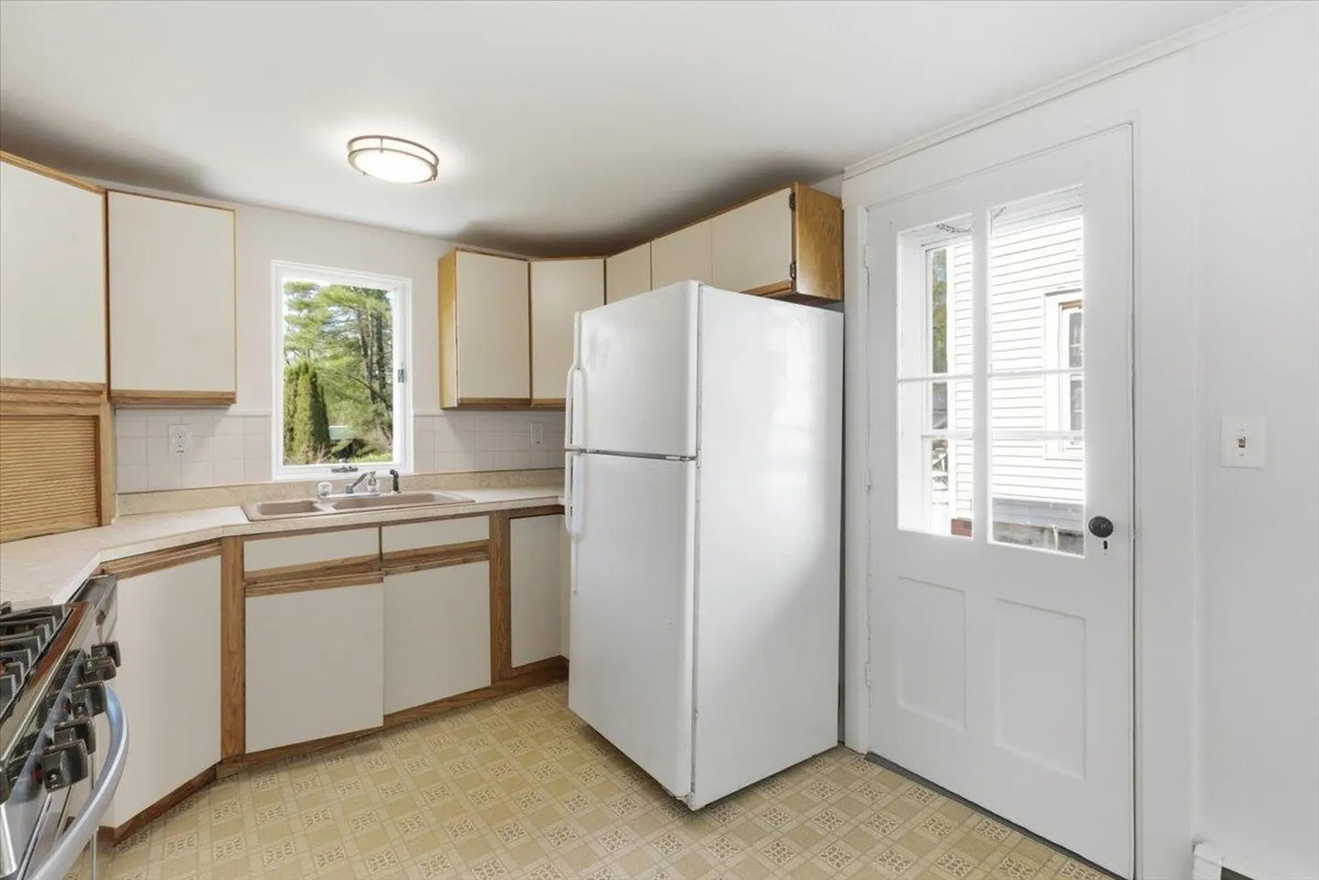 8 West Street Bennington VT 05257