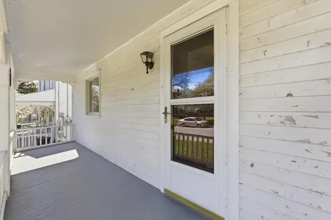 8 West Street Bennington VT 05257
