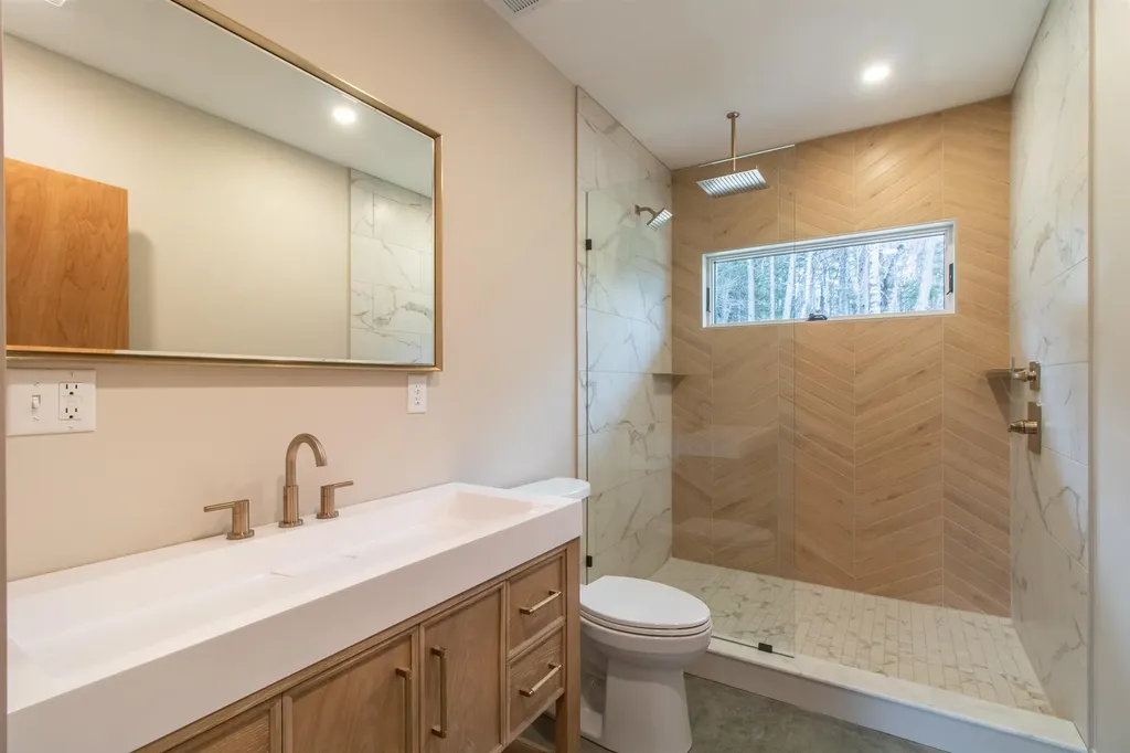 14 Aikins Drive Jay VT 05859