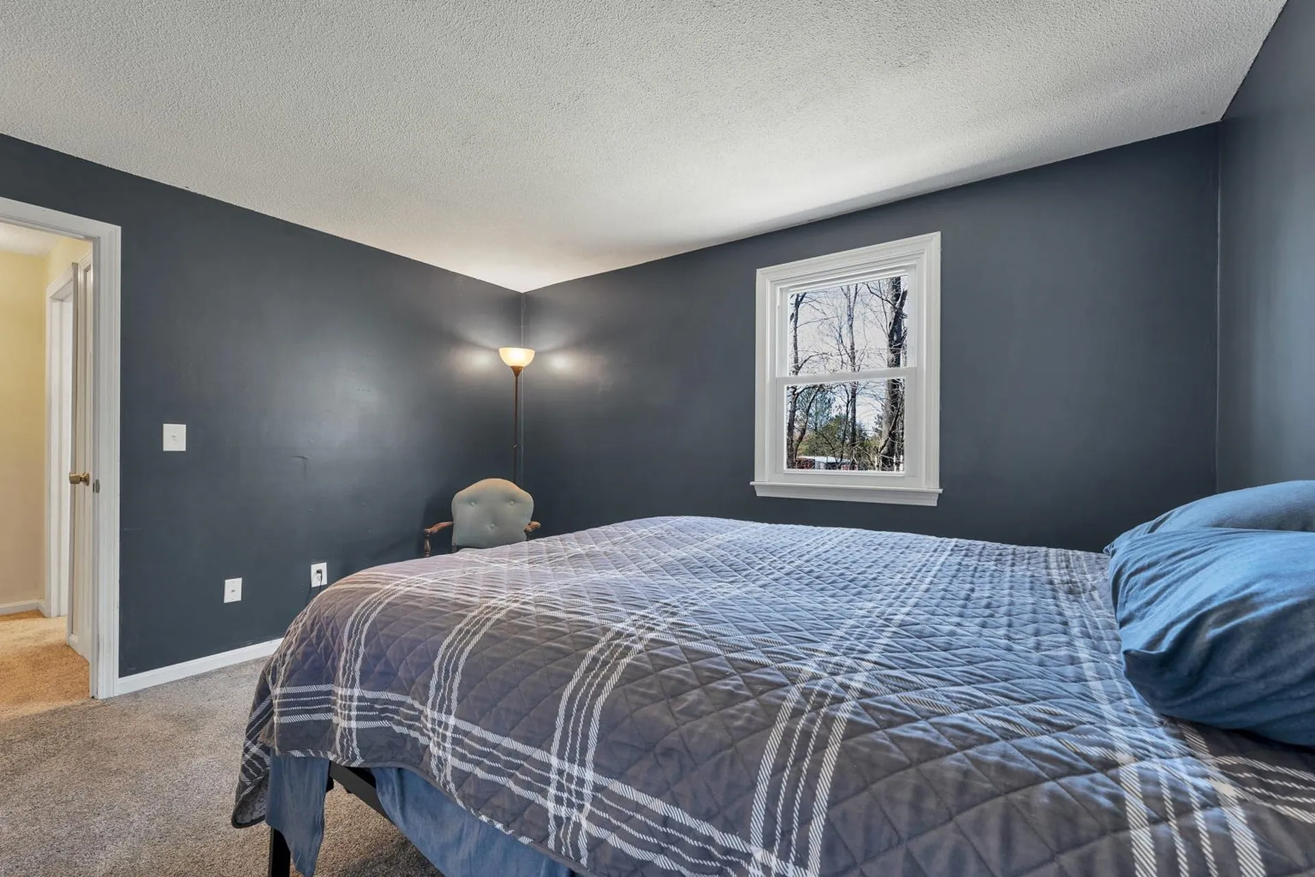 52 Boulder Drive Londonderry NH 03053