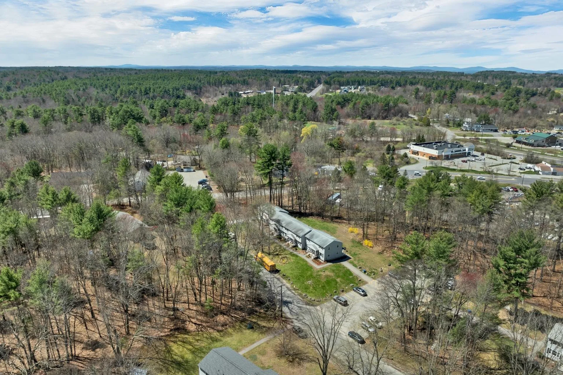 52 Boulder Drive Londonderry NH 03053