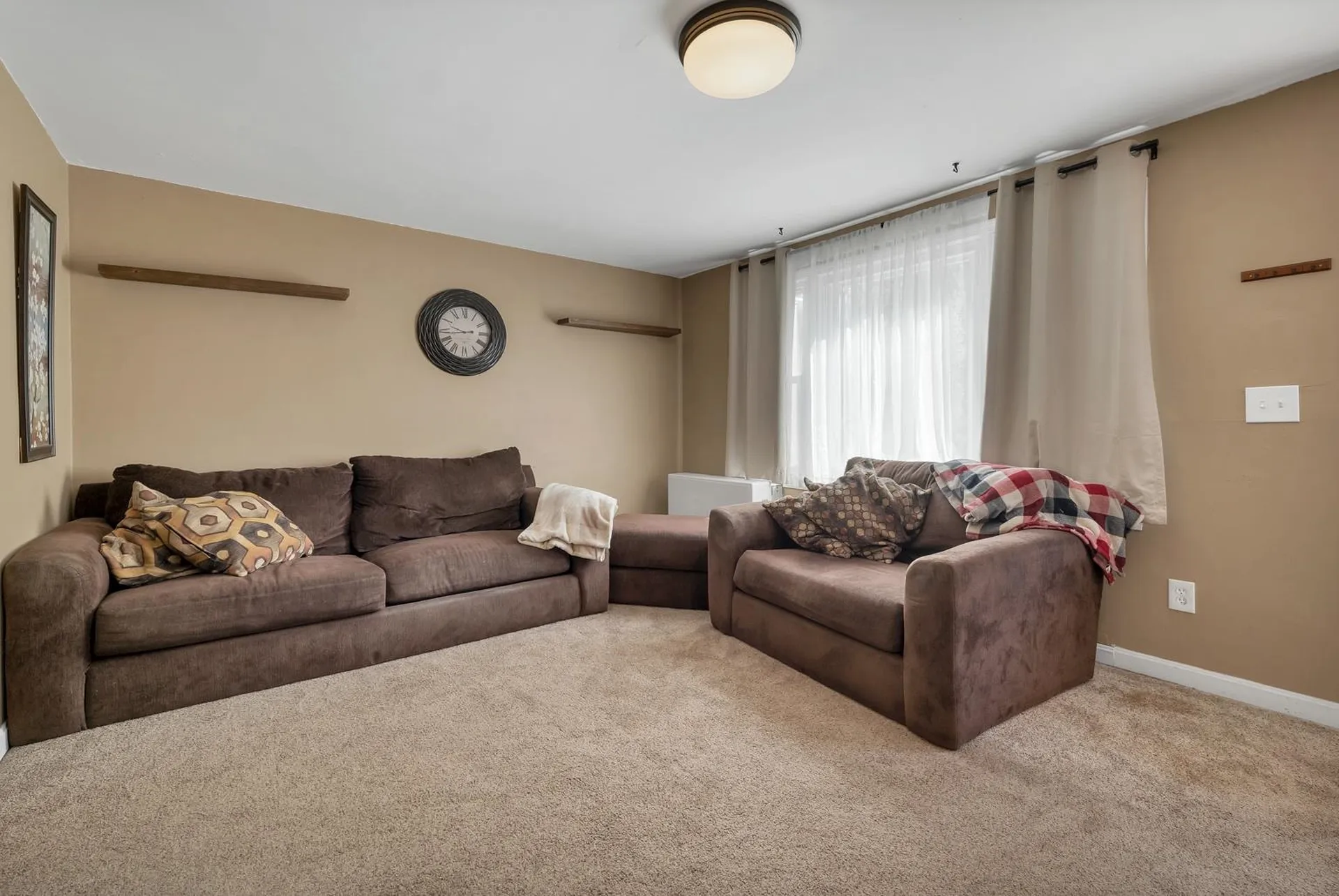 52 Boulder Drive Londonderry NH 03053