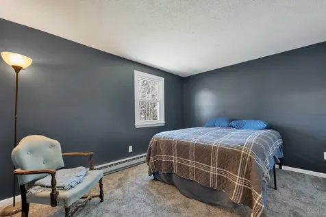 52 Boulder Drive Londonderry NH 03053