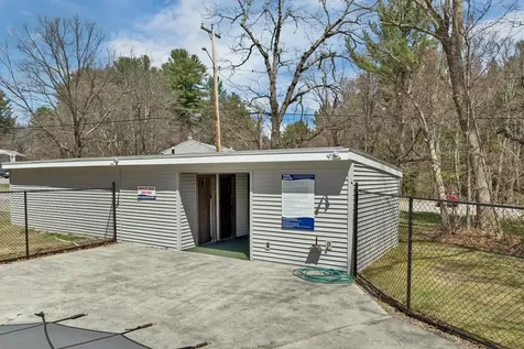 52 Boulder Drive Londonderry NH 03053