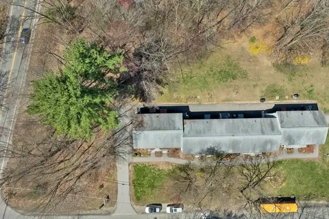 52 Boulder Drive Londonderry NH 03053