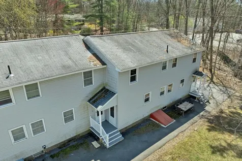 52 Boulder Drive Londonderry NH 03053